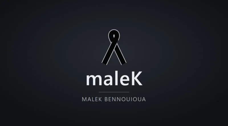 Lazo negro sobre fondo oscuro con el nombre de maleK, Malek Bennouioua
